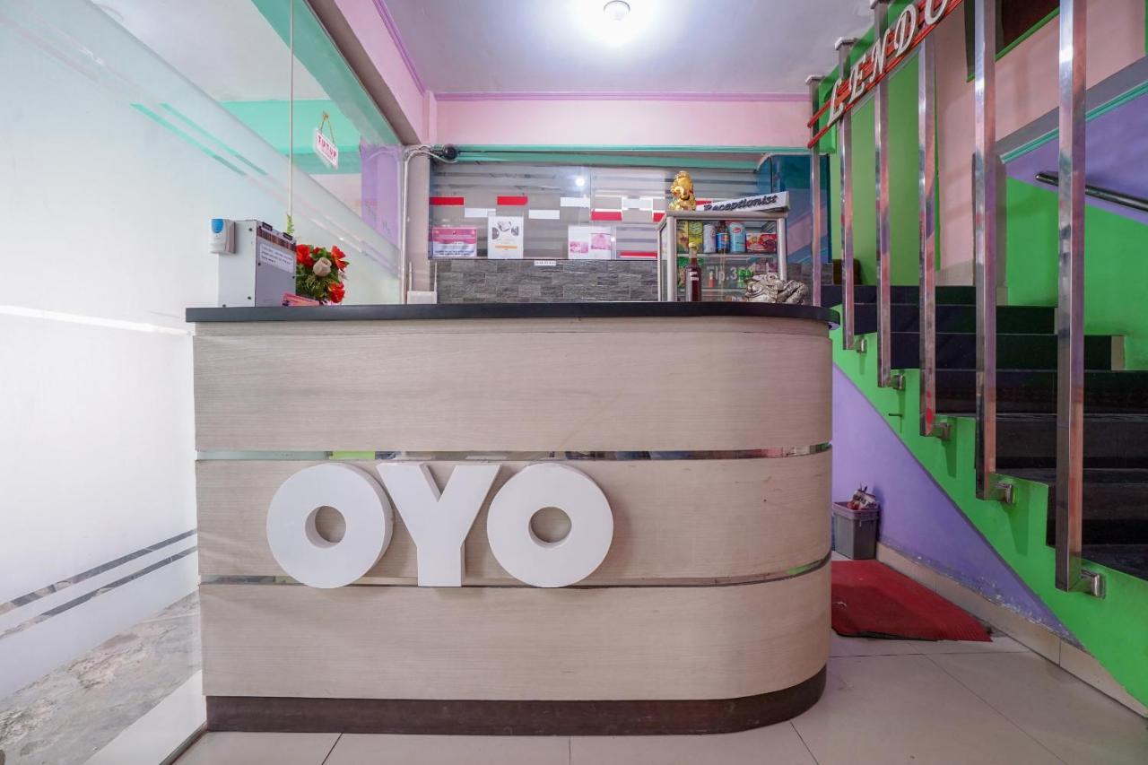 Oyo 1495 Hotel Lendosis Palembang Bagian luar foto