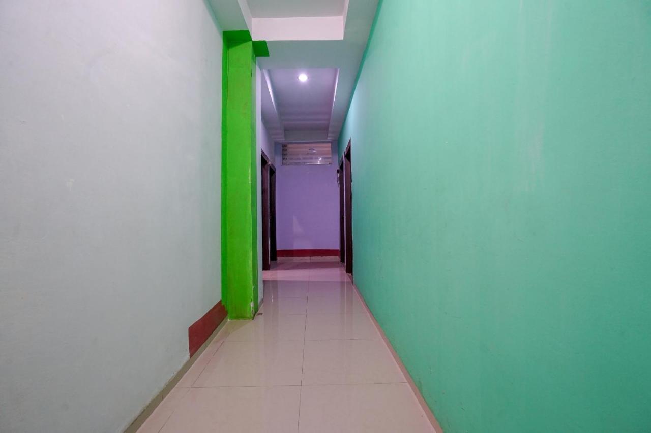 Oyo 1495 Hotel Lendosis Palembang Bagian luar foto